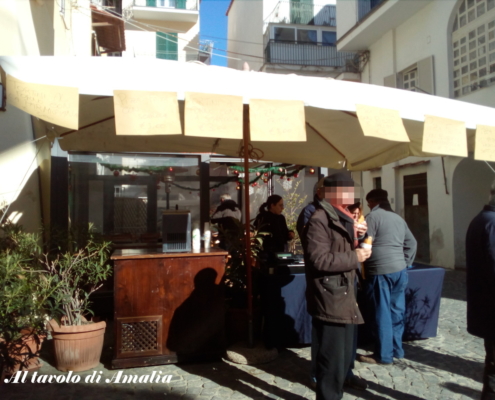 Piccolo ristorante a Ischia Ponte