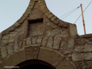 Antico portale Casapane