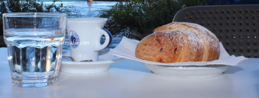 Ischia cornetto e caffè