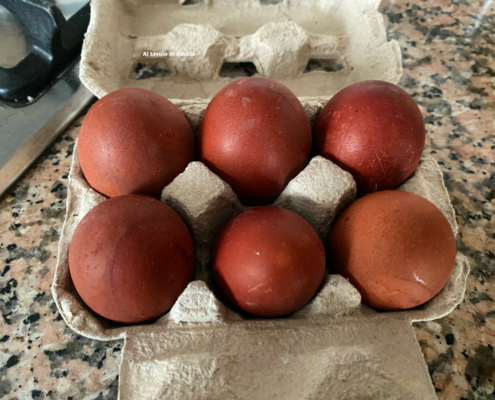 Uova rosse